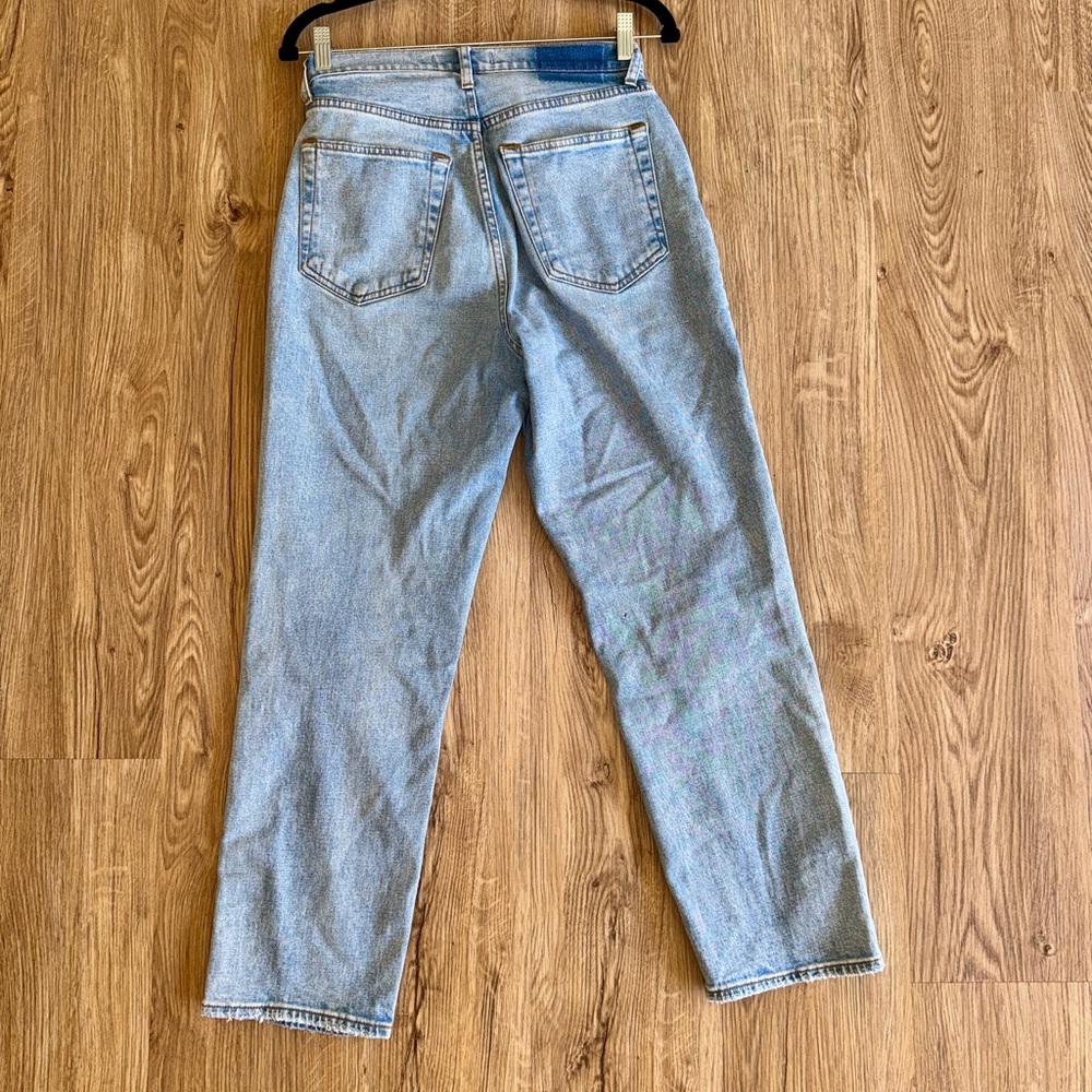 Abercrombie & Fitch High-Rise Light Wash Ankle Straight Jeans- Size 28 - Picture 10 of 15